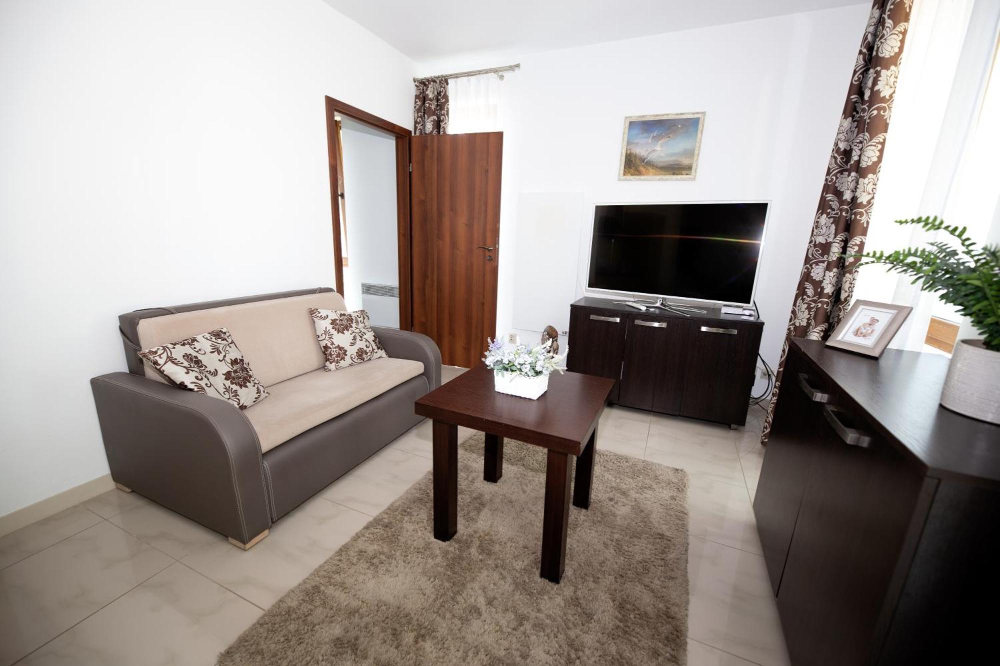 Apartament Ikar Z Wlasnym Ogrodkiem, Bardzo Blisko Morza Rewal Ngoại thất bức ảnh